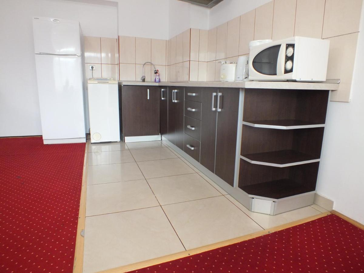 Alba Iulia Square - Apartments And Studios Bukarest Exterior foto