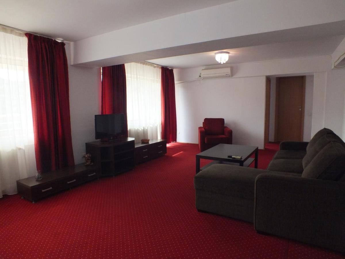 Alba Iulia Square - Apartments And Studios Bukarest Exterior foto